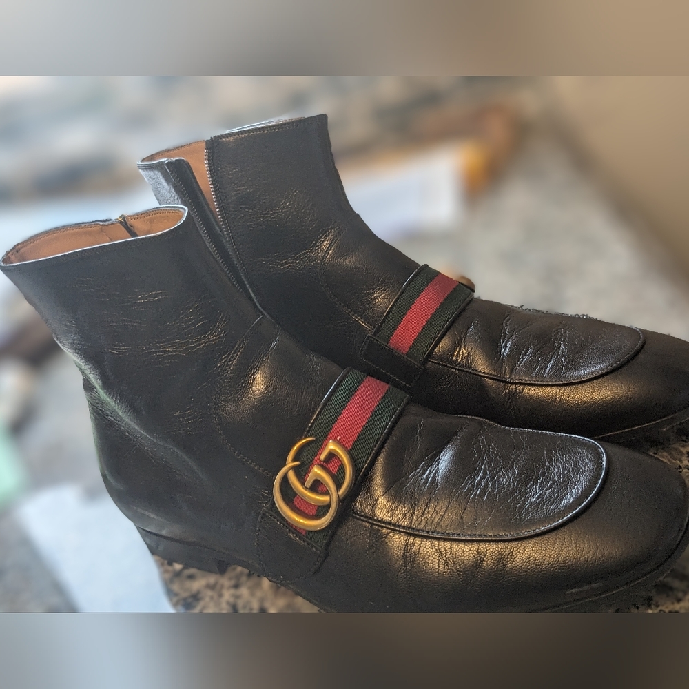 GUCCI LEATHER ANKLE BOOTS